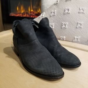 Eileen Fisher - Black - Perforated - Ankle Boots - SZ 8.5